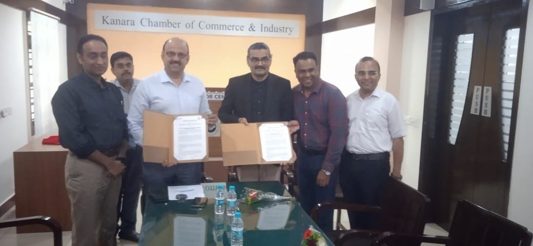 MoU signing between Kanara Chamber of Commerce and Industry (KCCI) and The Yenepoya Institute of Arts, Science, Commerce & Management (YIASCM)