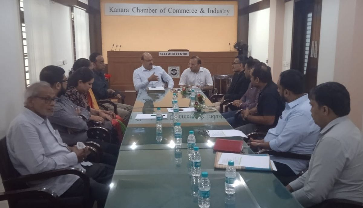 MoU signing between Kanara Chamber of Commerce and Industry (KCCI) and The Yenepoya Institute of Arts, Science, Commerce & Management (YIASCM)